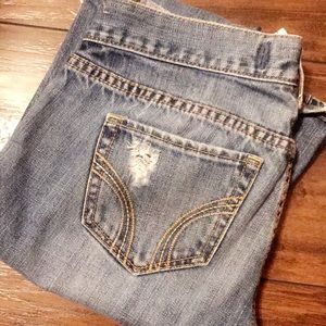 Superrr cute Ripped Distressed Hollister Jeans